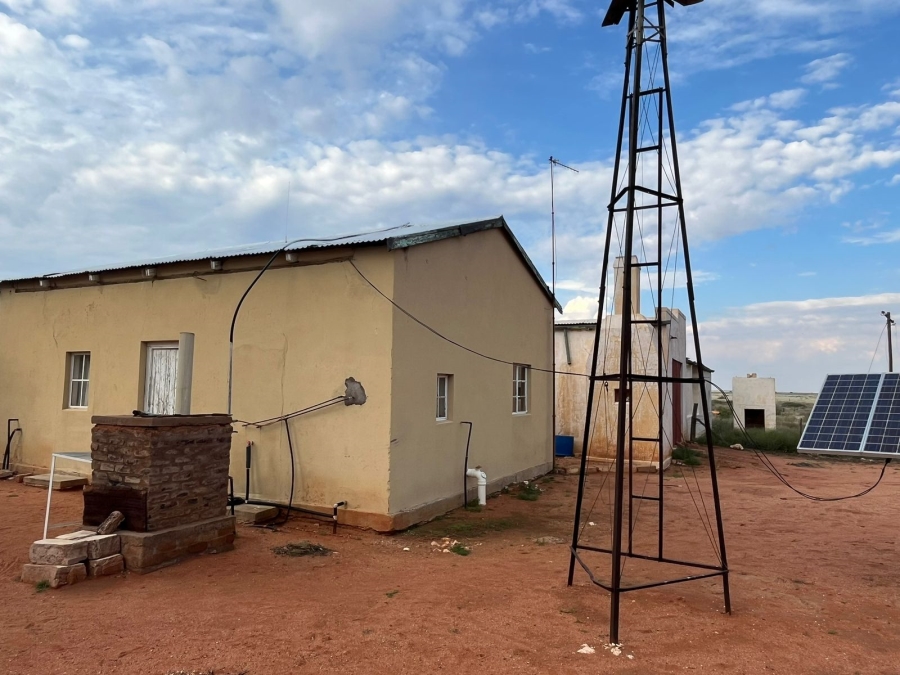 2 Bedroom Property for Sale in Prieska Rural Northern Cape